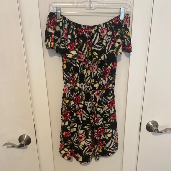 Floral Romper Shorts - Picture 1 of 2